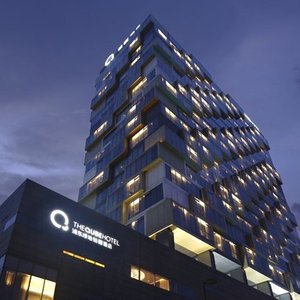 Exterior (Night )