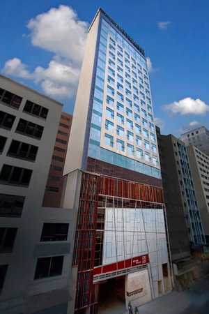 Lodgewood by Nina Hospitality I Mong Kok in Hong Kong