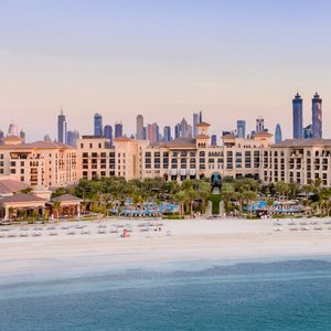 DJB_Exterior_Beach