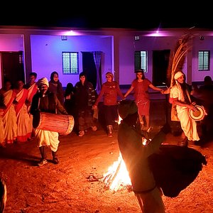 Adivasi Folk Dance at Madhu guesthouse