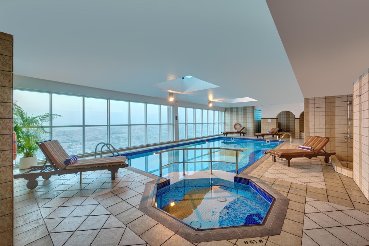 Emirates Grand Hotel Pool Pictures & Reviews - Tripadvisor