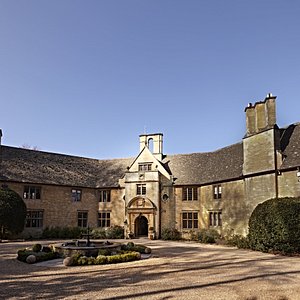 Foxhill Manor Exterior