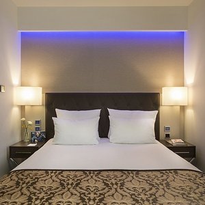 163307 Guest Room