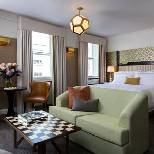 Bloomsbury Suite