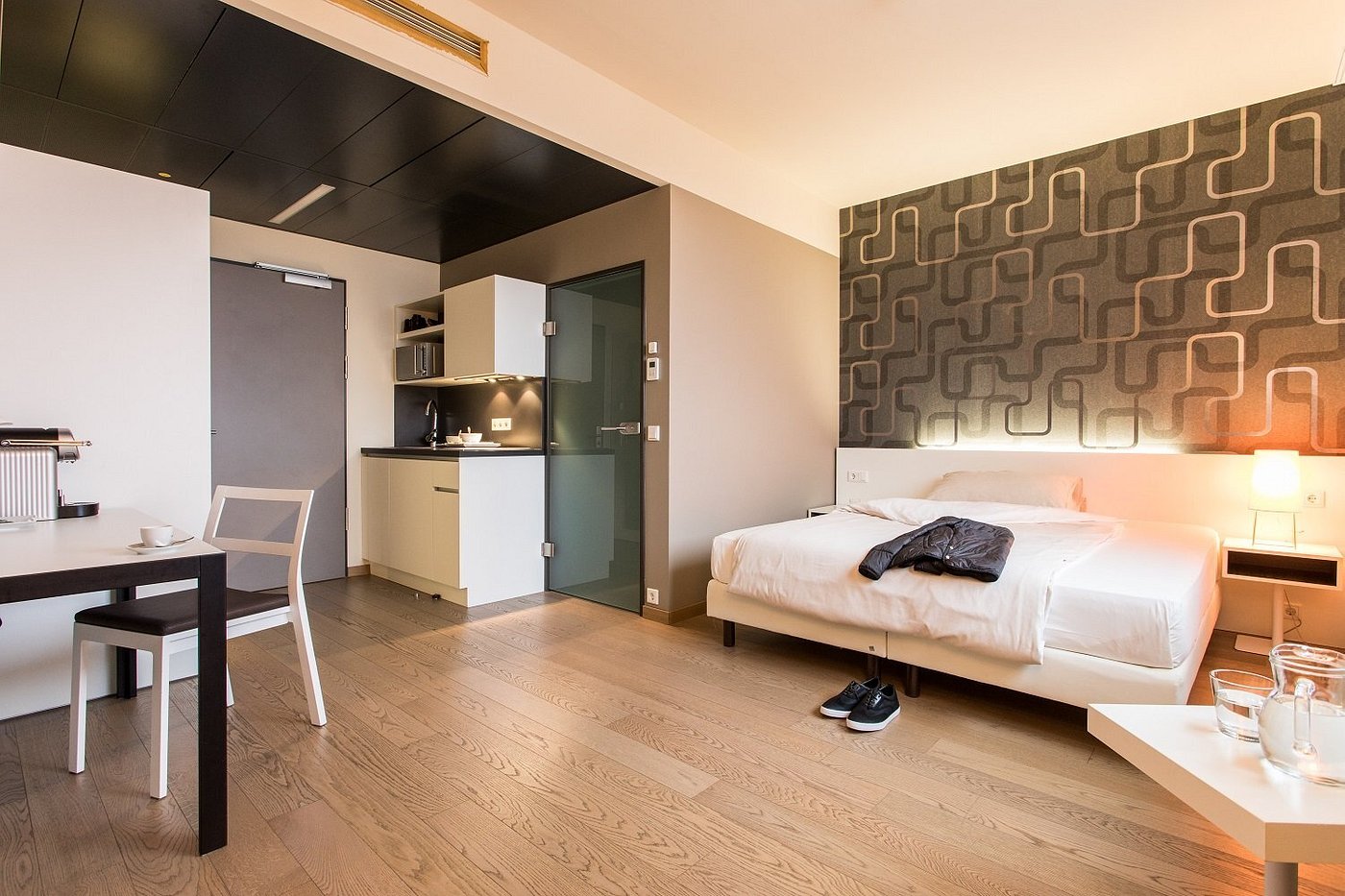 HARRY’S HOME ZURICH-WALLISELLEN $125 ($̶1̶3̶9̶) - Prices & Condominium ...