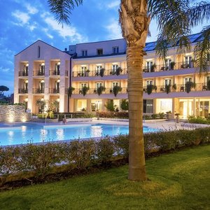 Other Hotel Services/Amenities