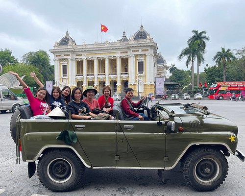 Passeios de jipe em Hanói: comida + cultura + visão + diversão de jipe do exército do Vietnã
