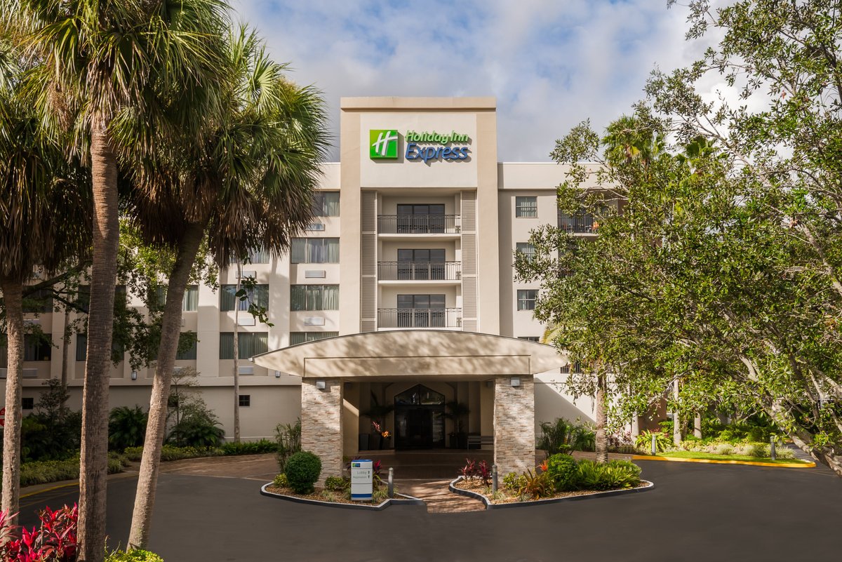 Courtyard by Marriott Fort Lauderdale Plantation, Plantation – Preços  atualizados 2023