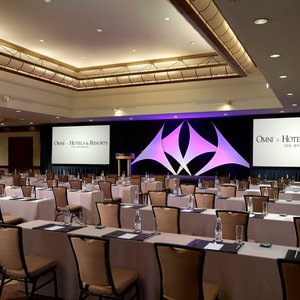 Omni Los Angeles Hotel at California Plaza in Los Angeles, image may contain: Hotel, Lighting, Resort, City