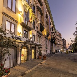 GRAND HOTEL CAPODIMONTE $75 ($̶9̶4̶) - Updated 2023 Prices & Reviews -  Naples, Italy