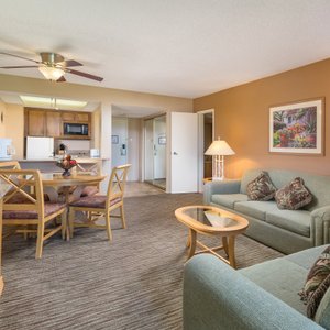 Living - WorldMark Palm Springs - Plaza Resort and Spa