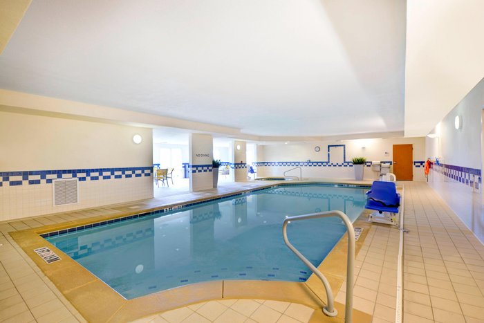 FAIRFIELD INN & SUITES WARNER ROBINS $112 ($̶1̶2̶5̶) - Prices & Hotel ...