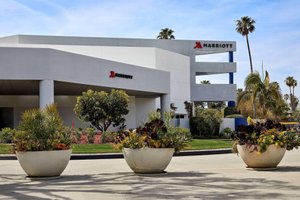 Ventura Beach Marriott in Ventura