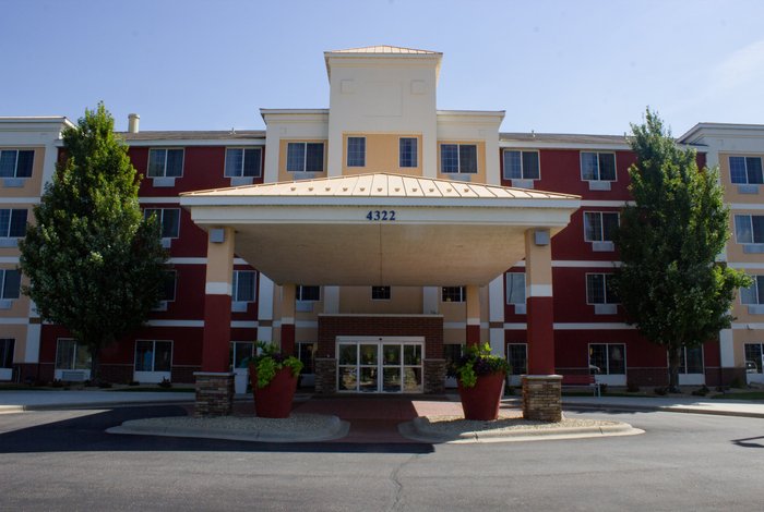 Best Restaurant in St. Cloud  Holiday Inn & Suites St. Cloud