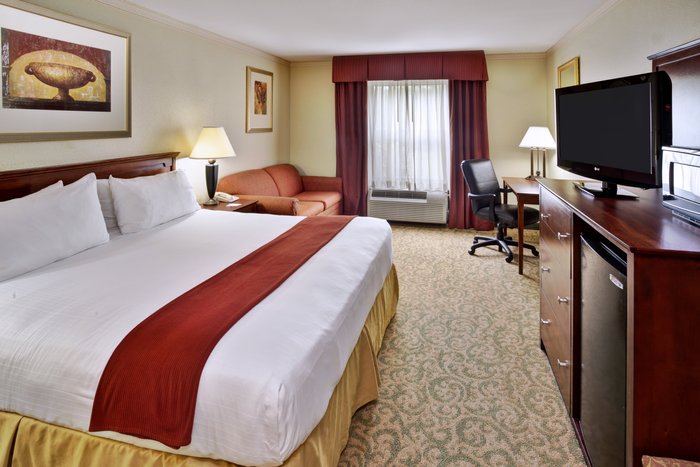 HOLIDAY INN EXPRESS BREAUX BRIDGE/HENDERSON, AN IHG HOTEL $119 ...