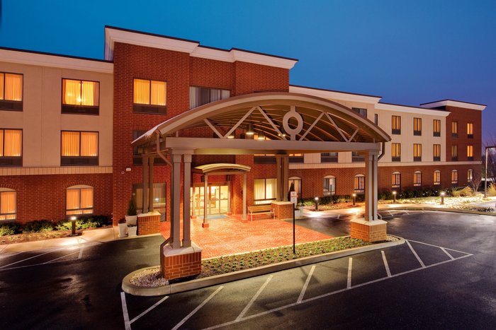 HOLIDAY INN EXPRESS & SUITES BETHLEHEM ARPT-ALLENTOWN AREA, AN IHG ...