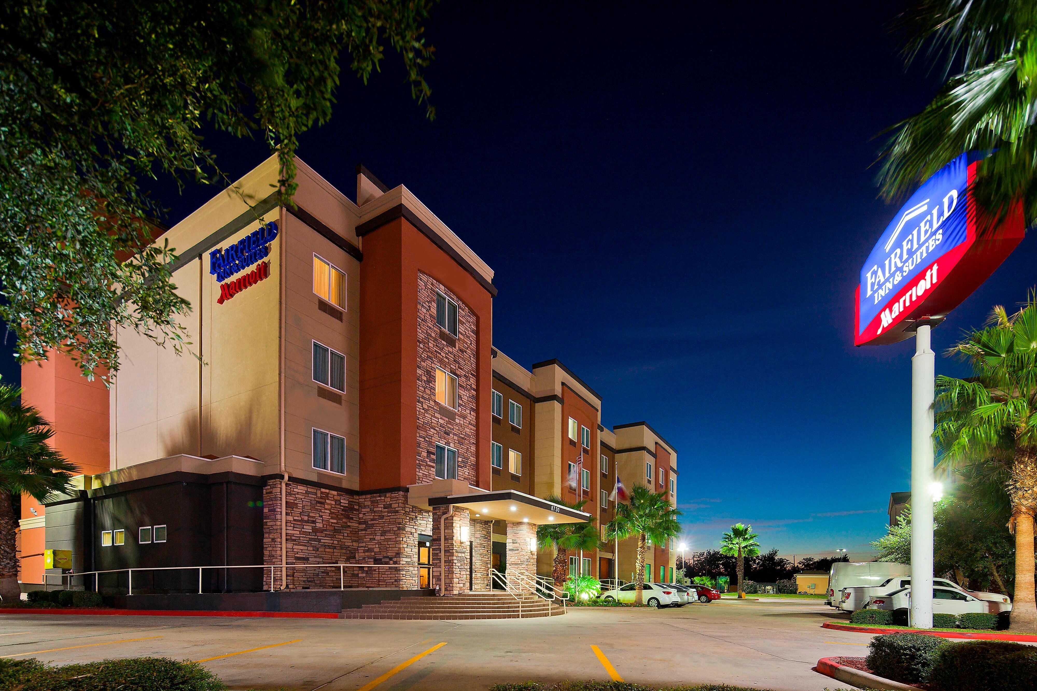 FAIRFIELD INN SUITES HOUSTON HOBBY AIRPORT 78 8 4 Prices