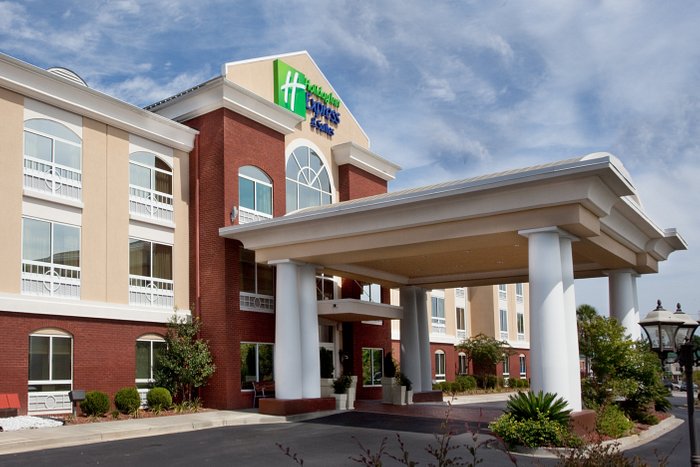 HOLIDAY INN EXPRESS & SUITES SUMTER, AN IHG HOTEL $104 ($̶1̶3̶6̶ ...