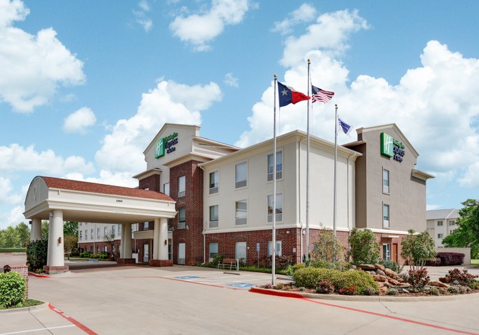 HOLIDAY INN EXPRESS & SUITES CLEBURNE, AN IHG HOTEL - Updated 2023 ...