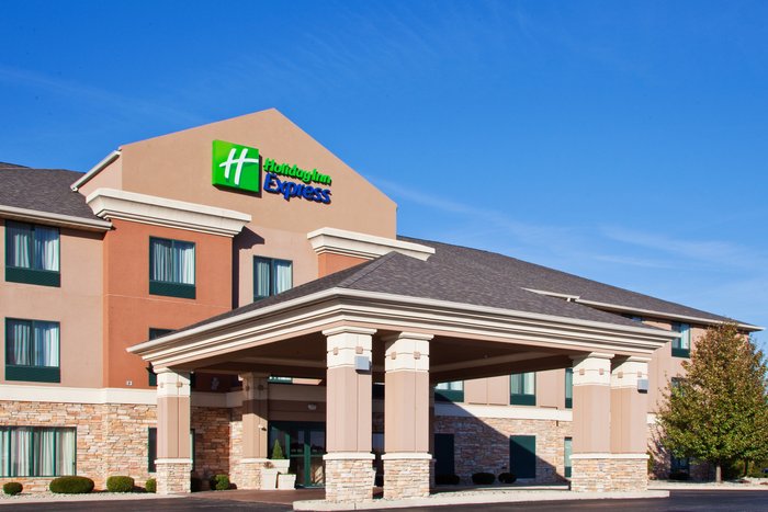 HOLIDAY INN EXPRESS GAS CITY, AN IHG HOTEL $123 ($̶1̶3̶0̶) - Prices ...