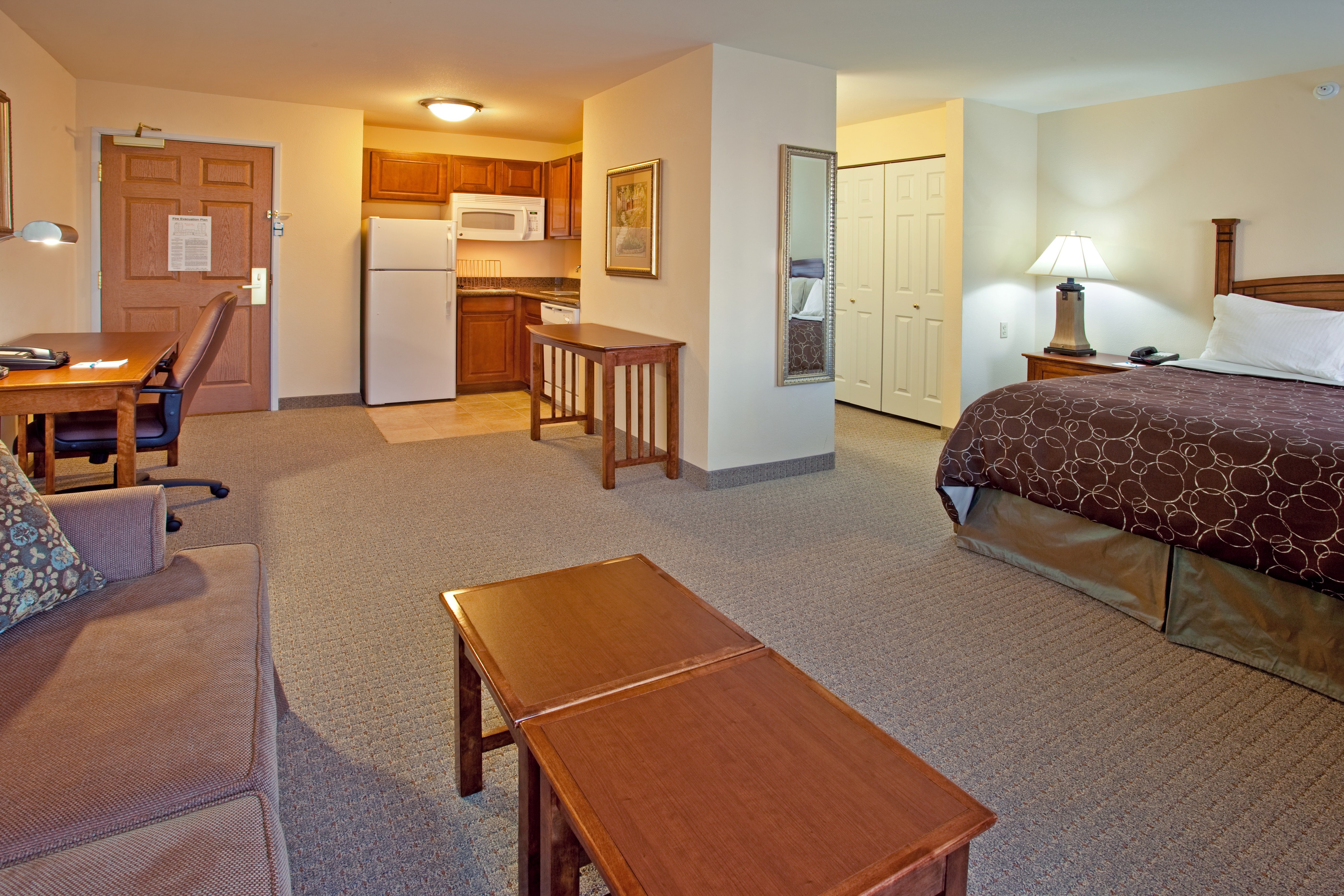 STAYBRIDGE SUITES ALBUQUERQUE - AIRPORT, AN IHG HOTEL $133 ($̶1̶8̶1̶ ...