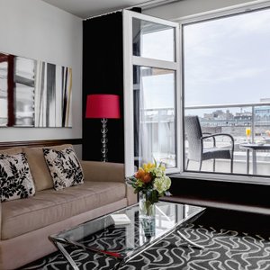 Deluxe suite with balcony