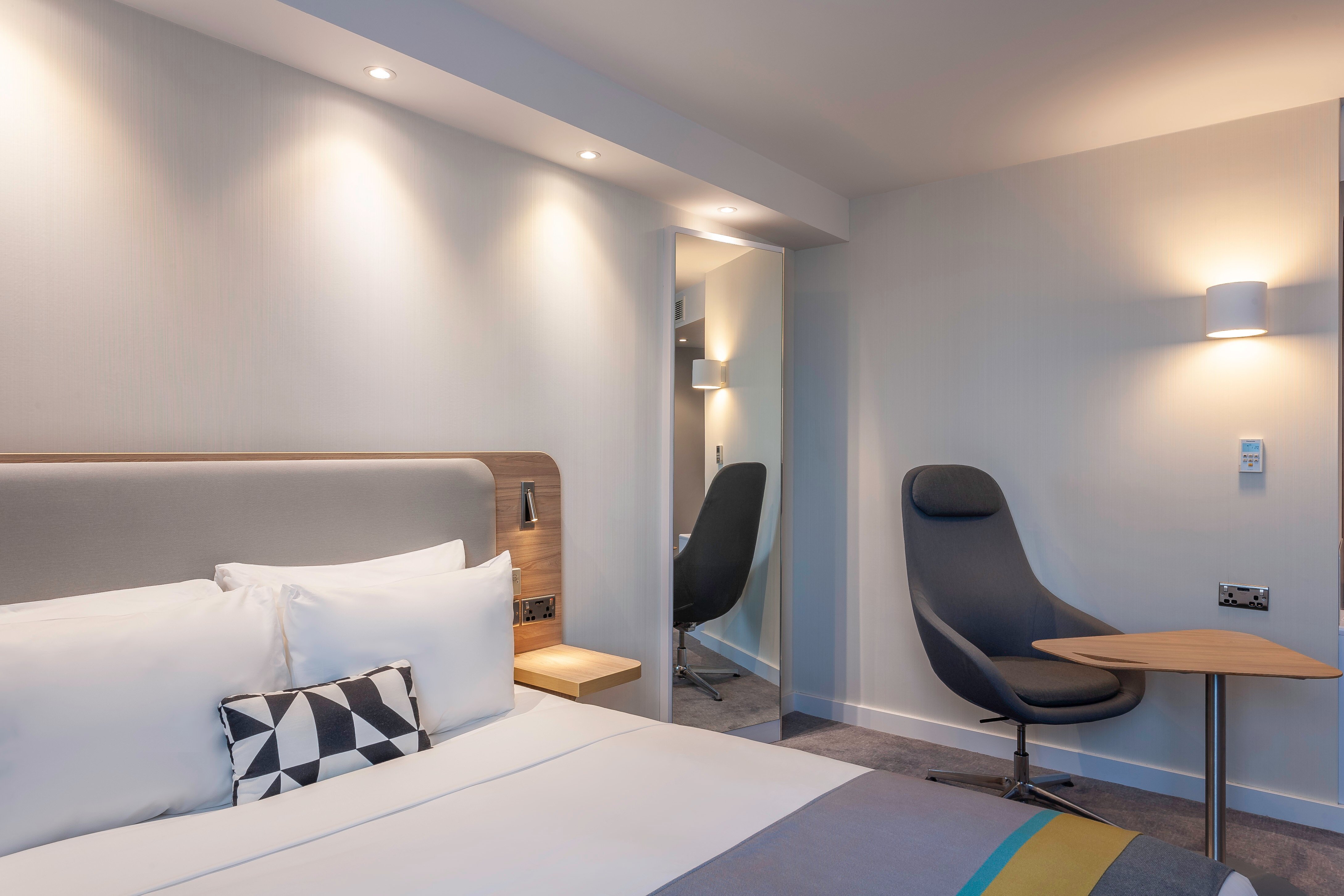 Holiday Inn Express Dublin Airport UPDATED Prices Reviews