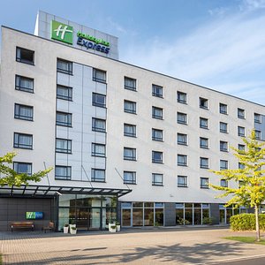 Holiday Inn Express Dusseldorf–City North with inclusive breakfast
