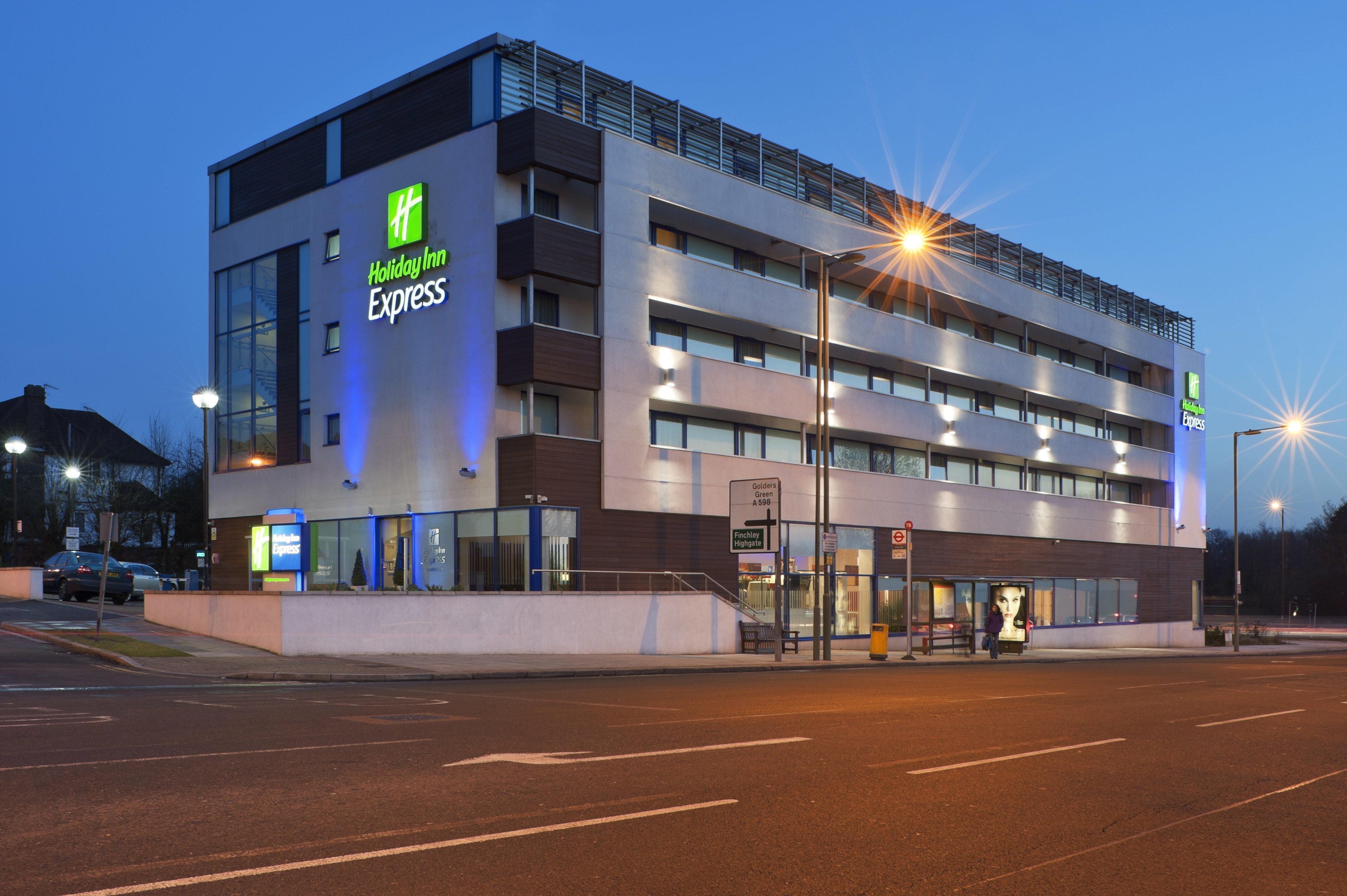 HOLIDAY INN EXPRESS LONDON GOLDERS GREEN A406 AN IHG HOTEL