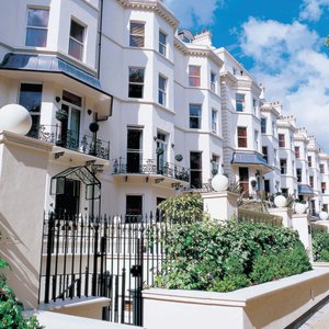 Fraser Suites Kensington Facade