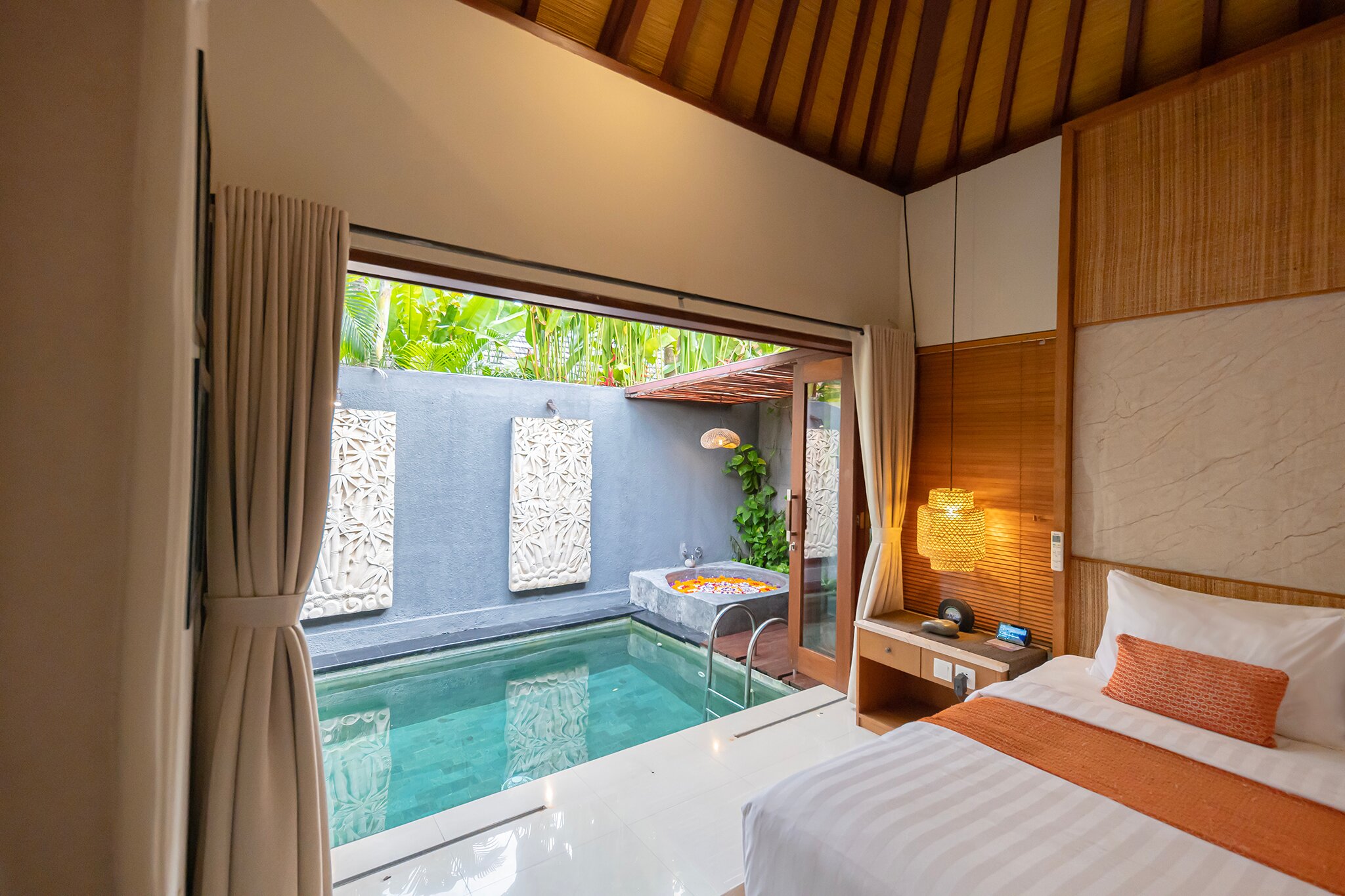 SEMINYAK SANCTUARY VILLA BY INI VIE HOSPITALITY (Bali/Legian) - Hotel ...