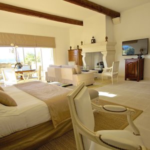Prestige Suite