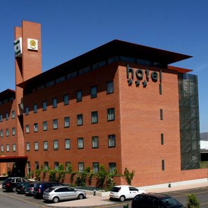 615462 Exterior