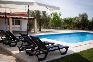 Piscina e praia