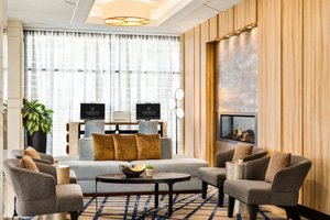 Sheraton Suites Chicago O'Hare in Rosemont