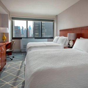 Queen/Queen Guest Room