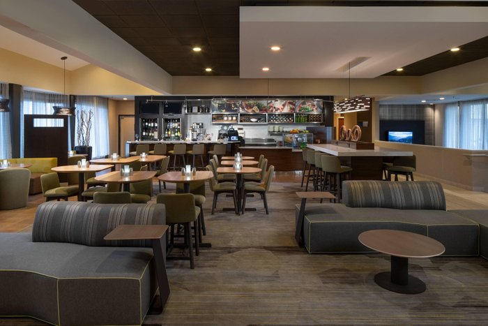 COURTYARD BY MARRIOTT ST. LOUIS CREVE COEUR - Updated 2024 Prices ...