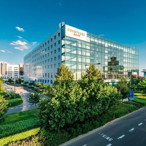 Courtyard by Marriott Prague Airport in Prague
