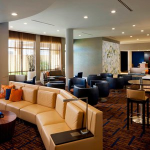 Lobby – Sitting Area