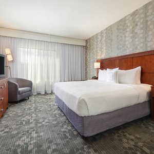 King Suite - Bedroom