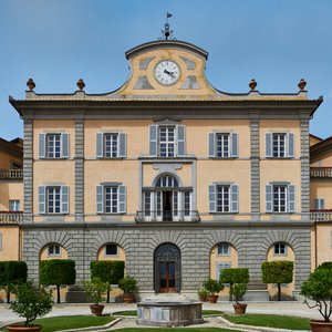 Bagni Di Pisa Facade