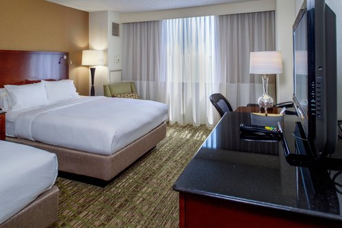 MARRIOTT ST. LOUIS WEST $169 ($̶2̶2̶6̶) - Updated 2023 Prices & Motel ...