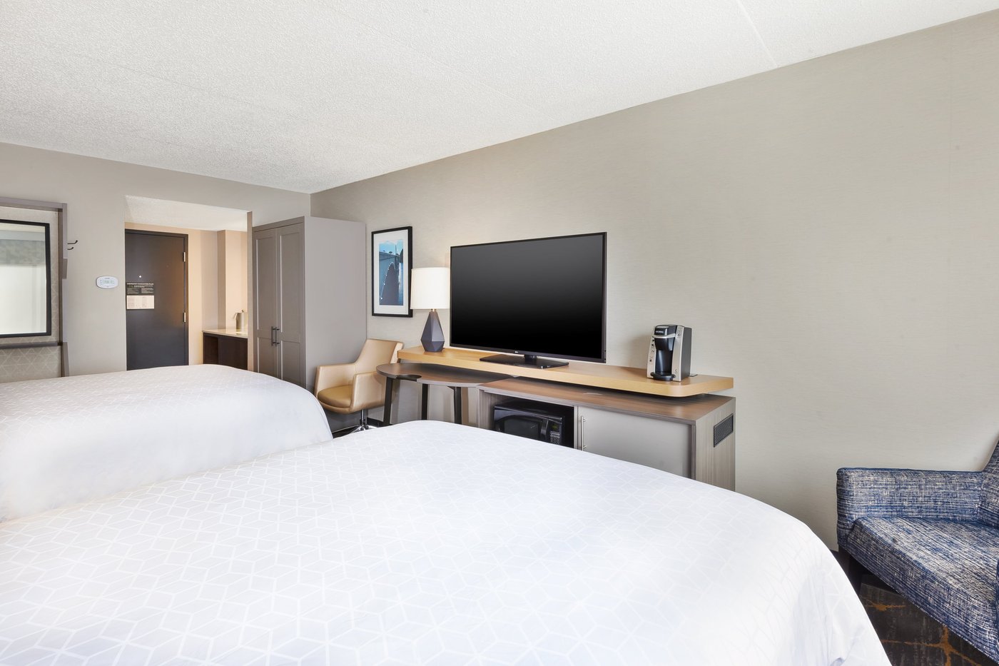 Holiday Inn Grand Rapids Downtown, an IHG Hotel - hotel rooms