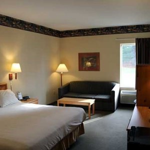 Pellston Lodge Magnuson Hotel in Pellston