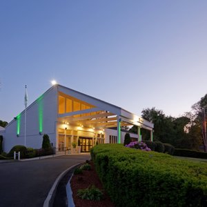 Holiday Inn Falmouth Cape Cod near ferry service to The Vineyard