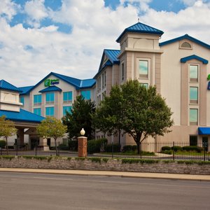 Holiday Inn Express Chicago Midway Exterior