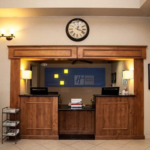 Fast and friendly check-in at our Front Desk.