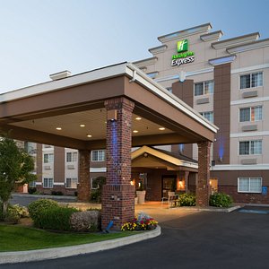 Holiday Inn Express Hotel Exterior near Spokane Valley Mall