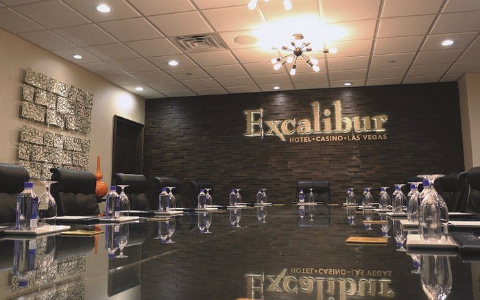 Eat, drink and be merry at holiday version of Excalibur's dinner show