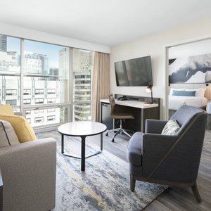 Queen/Queen Suite